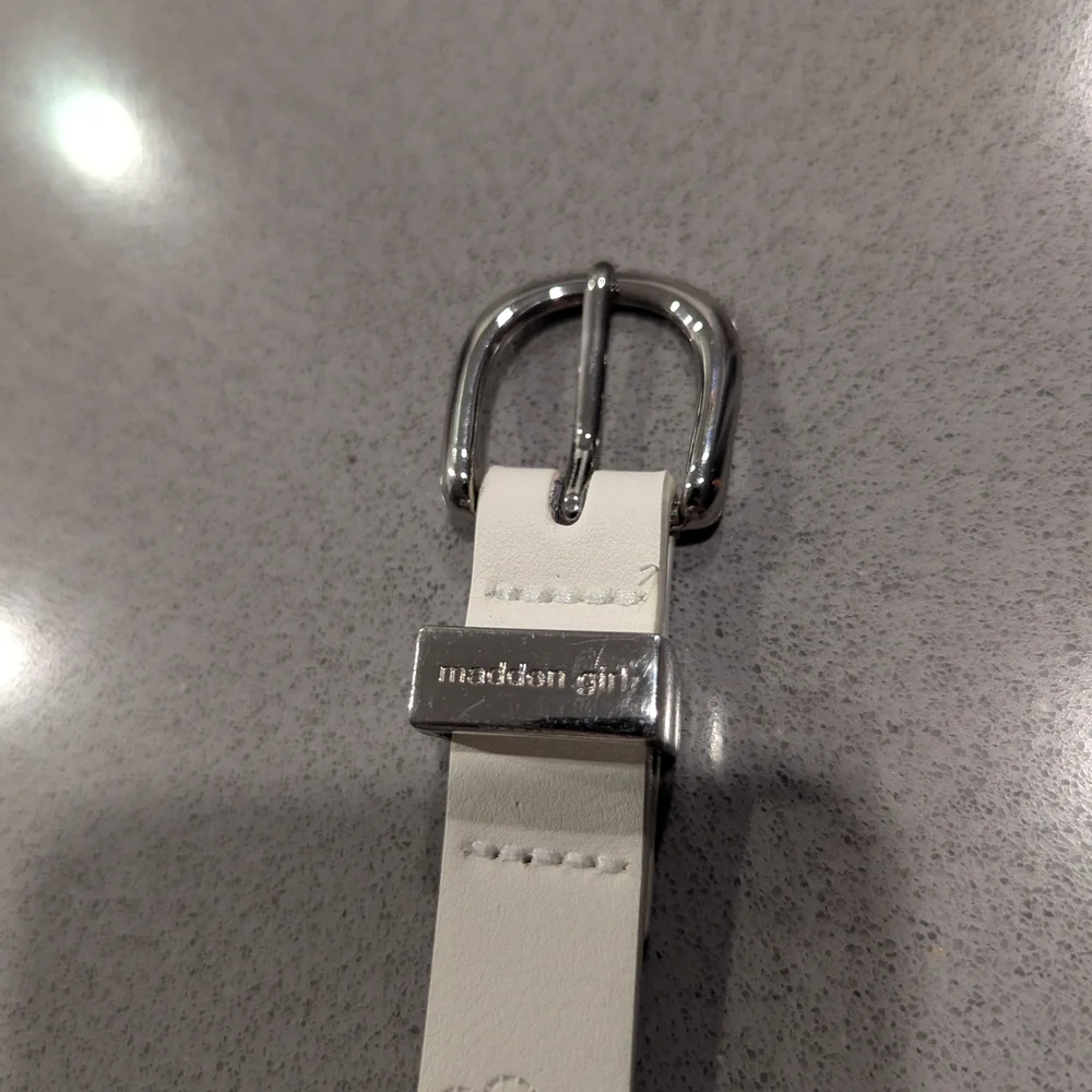 Madden Girl White Belt with Silver Buckle